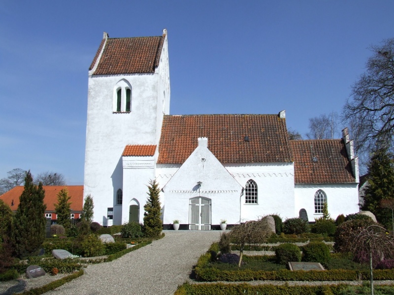 Fil:Vetterslev Kirke.jpg